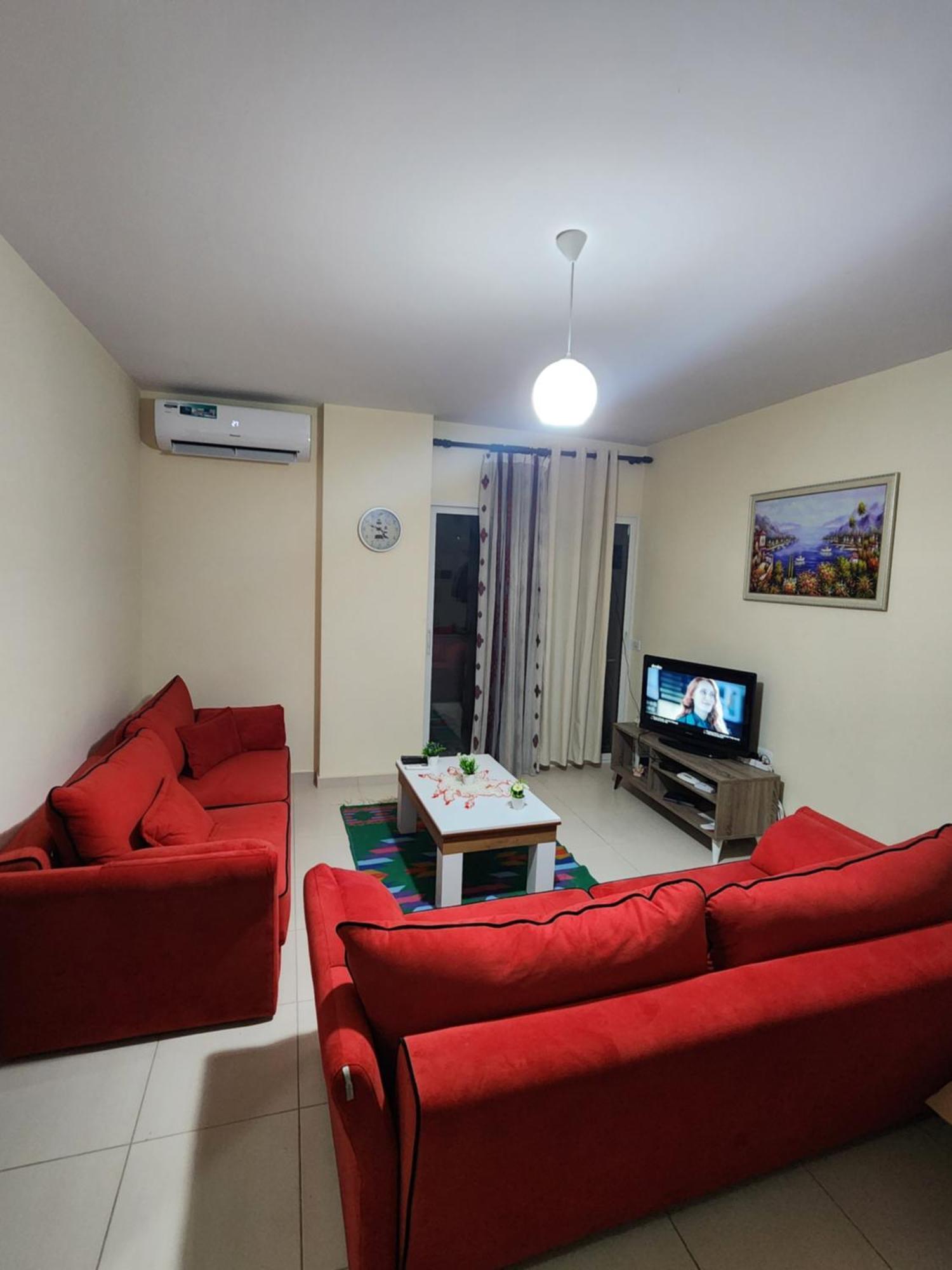 Lucky'S Apartment, A Place To Be โปกราเดซ ภายนอก รูปภาพ